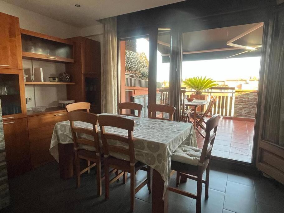 Appartement Atico Luminoso Centrico Y Comodo à Figueras Extérieur photo